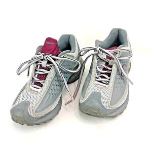 Reebok Womens Gray and Maroon Cross Training/Running Athletic Shoes Size 6.5